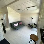 203 Modernes Tiny House An Der Elbe Mit Blick Ins Gruene * Bleckede