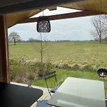 Casa vacanze 203 Modernes Tiny House An Der Elbe Mit Blick Ins Gruene *