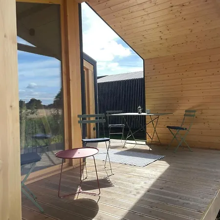 203 Modernes Tiny House An Der Elbe Mit Blick Ins Gruene Nyaraló Bleckede