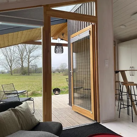 203 Modernes Tiny House An Der Elbe Mit Blick Ins Gruene Bleckede
